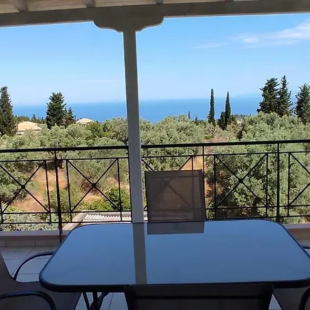 Kalliope Tsoukaládhes